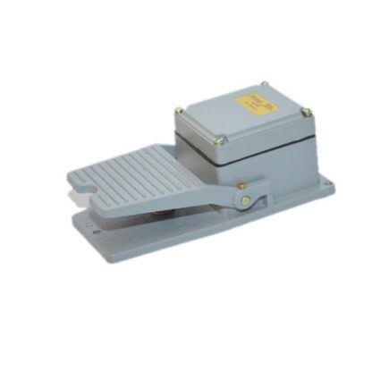 Interruptor de pie metalico  1na 1nc 10A